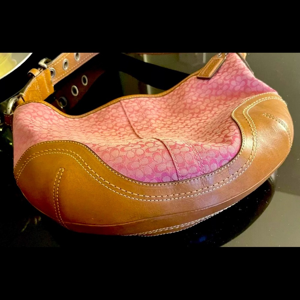 COACH Medium Hobo Bag - Pink Jaquard w/Tan Leather Trim *EXCELLENT CONDITION*